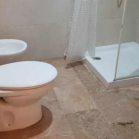 Casa Rodrigo De Triana Bajo B * Seville